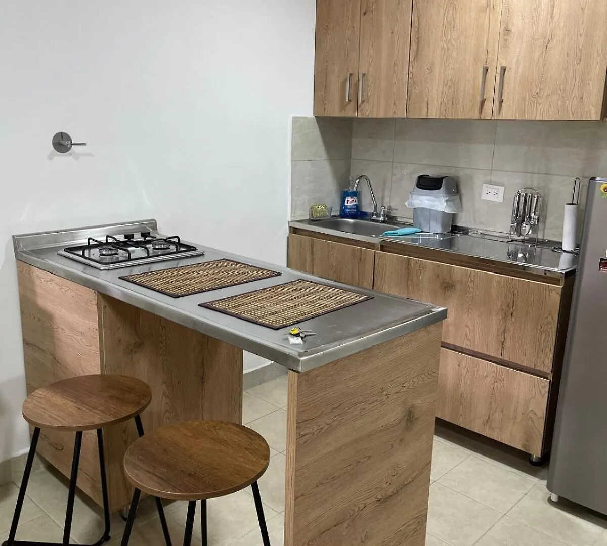 Loft Apartment In 메딜린
